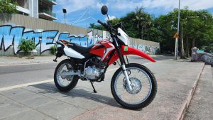 Vietnam Motorcycle Rentals: Honda XR 150 - front right angle