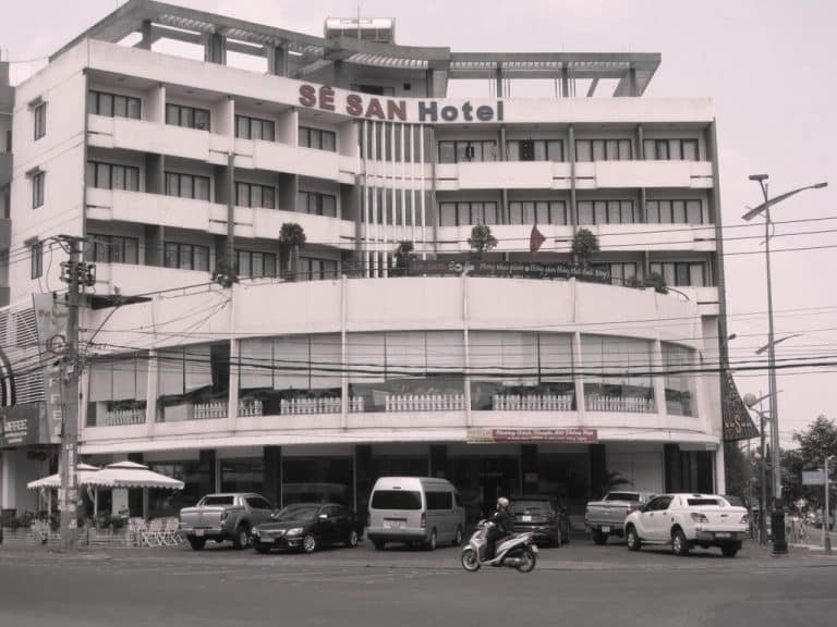 the Se San Hotel is typical of the 1970s architecture in Pleiku