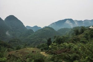 the mountains of Pu Luong on a misty day