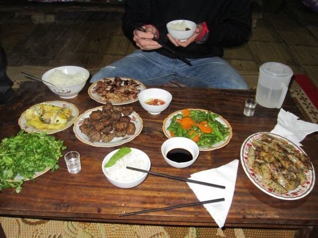 dinner in a homestay in Pu Luong National Park