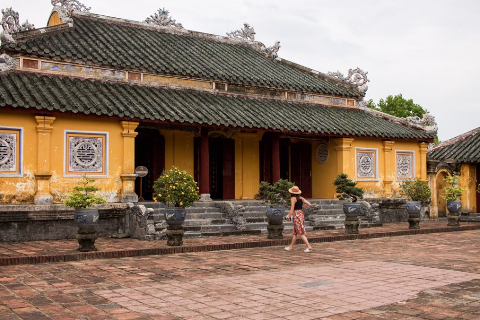 a tourist entering the temple in Hue | Rentabike Vietnam