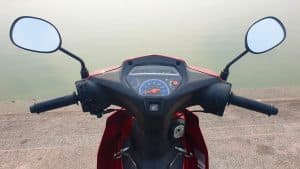 Vietnam Motorcycle Rentals: Honda Blade - driver view