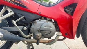 Vietnam Motorcycle Rentals: Honda Blade - engine