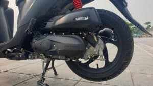 Vietnam Motorcycle Rentals: Honda Vision - back wheel