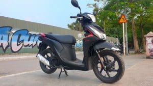 Vietnam Motorcycle Rentals: Honda Vision - front right angle