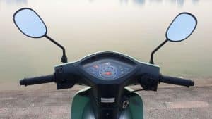 Vietnam Motorcycle Rentals: Honda Wave Alpha - driver view