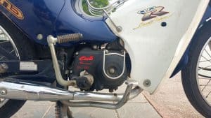 Vietnam Motorcycle Rentals: Honda Cub - engine