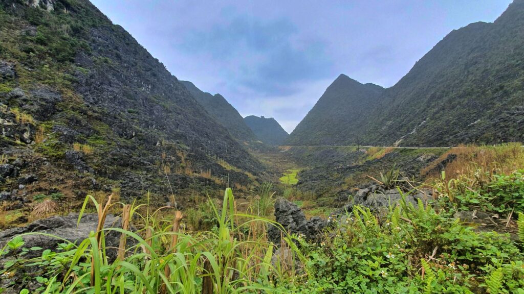 the mountains outside Dong Van