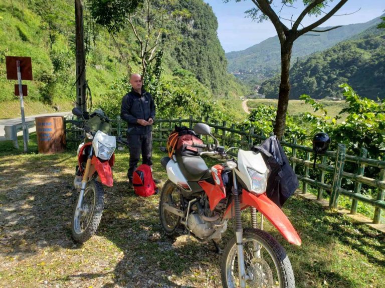 getting the XR 150 ready to get back on the road again after a picnic lunch in Dong Van, Ha Giang