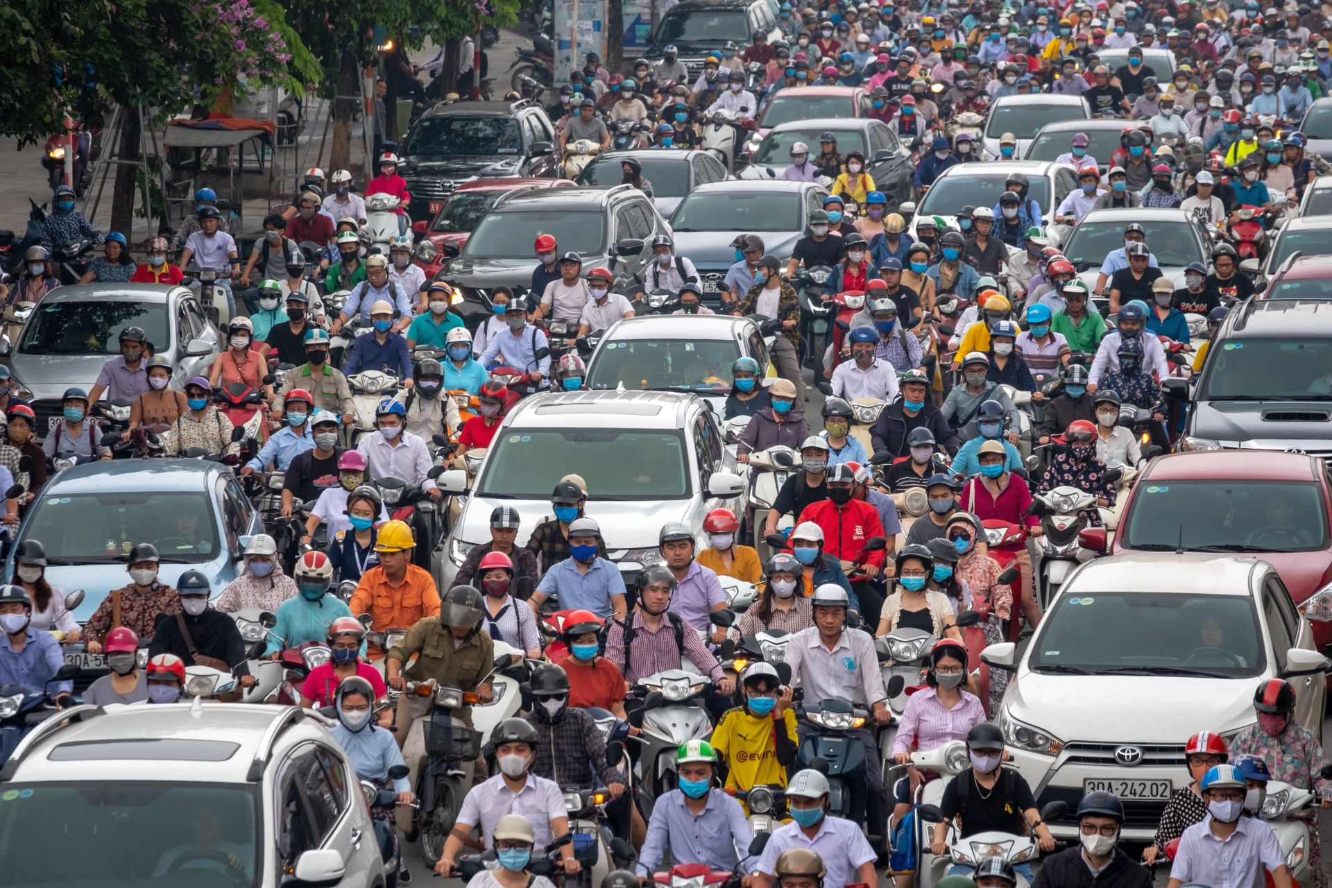 rush hour traffic in Vietnam