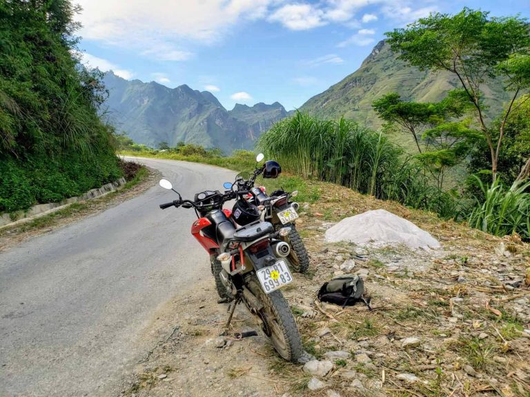 2 xr150s while we stop for a break in ha giang
