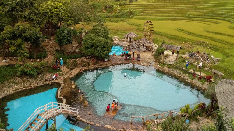 Tram Tau hot springs