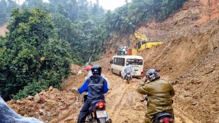 Flooding in Vietnam - Ride Safe (7 Tips)