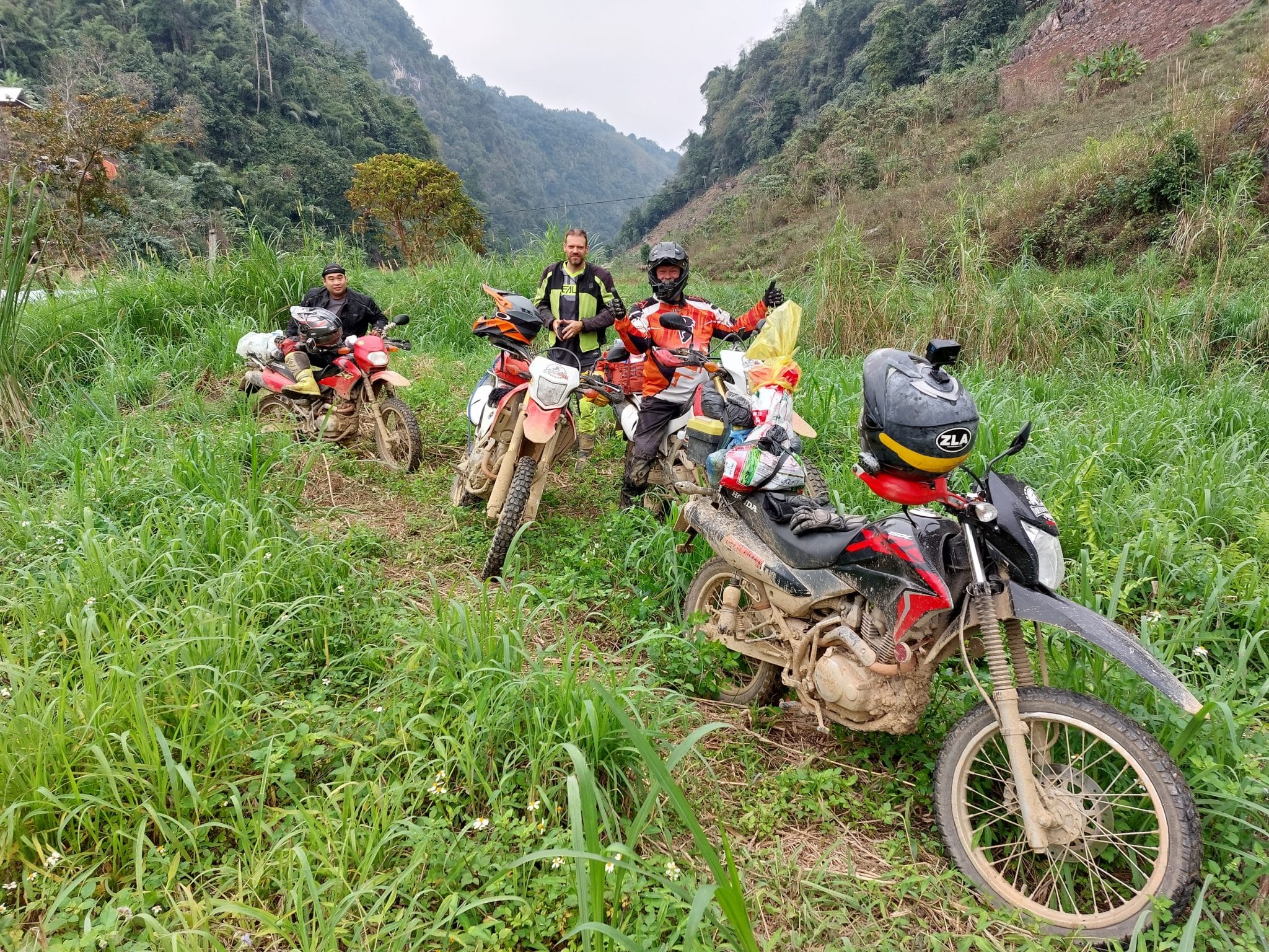 fun dirt road in north Vietnam