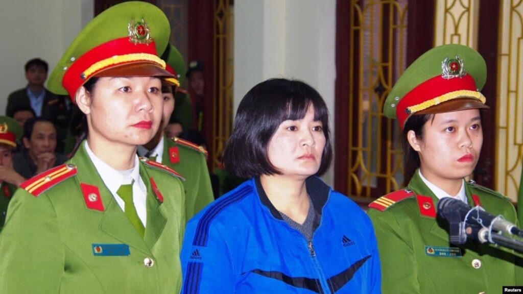 Vietnamese prisoner in dock