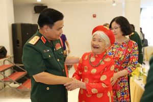 Heroic vietnamese Mother being celebrated