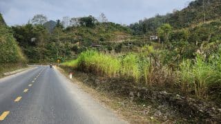 the main road in Cao Bang is surprisingly quiet