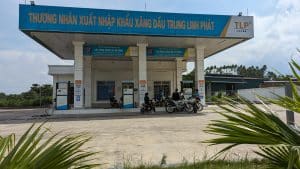 petrol station in Thac Ba yen bai