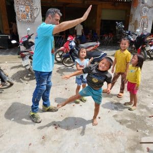 playing with local kids in duong thuong ha giang