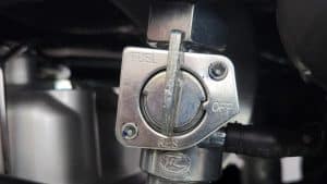 Honda XR150 fuel lock set to reserve