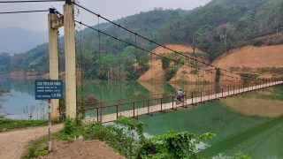 Na Khan suspension bridge Ha Giang