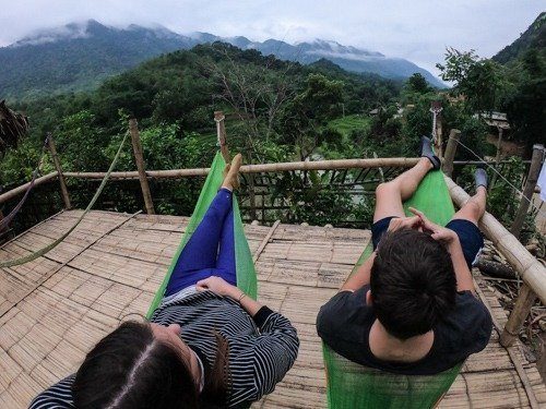 lying in hammocks in Pu Luong Holiday