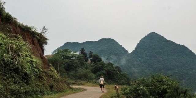 a local farmer in Pu Luong Nature Reserve