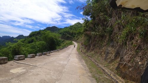a wee Mai Chau mountain pass